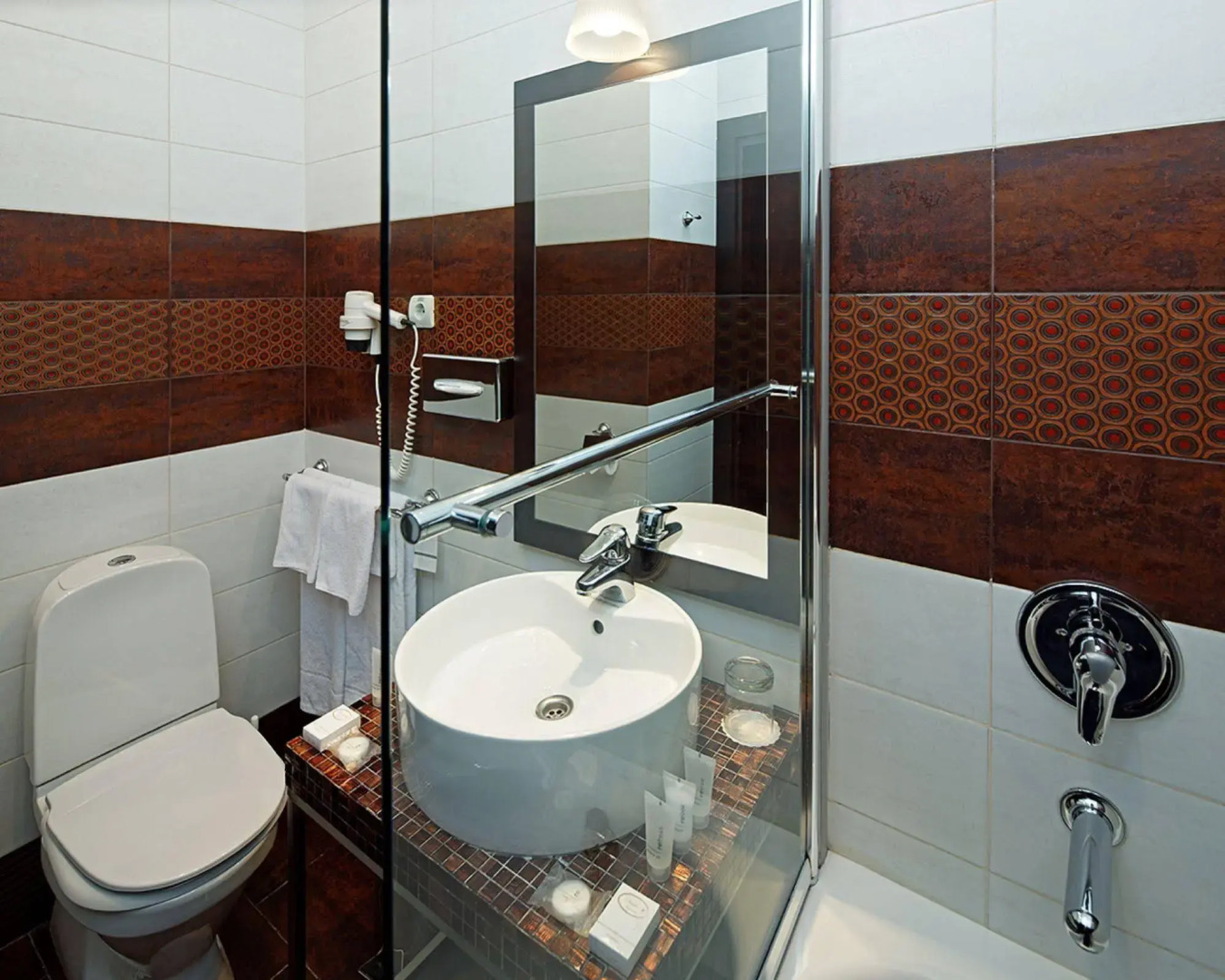 Rixwell Centra Hotel