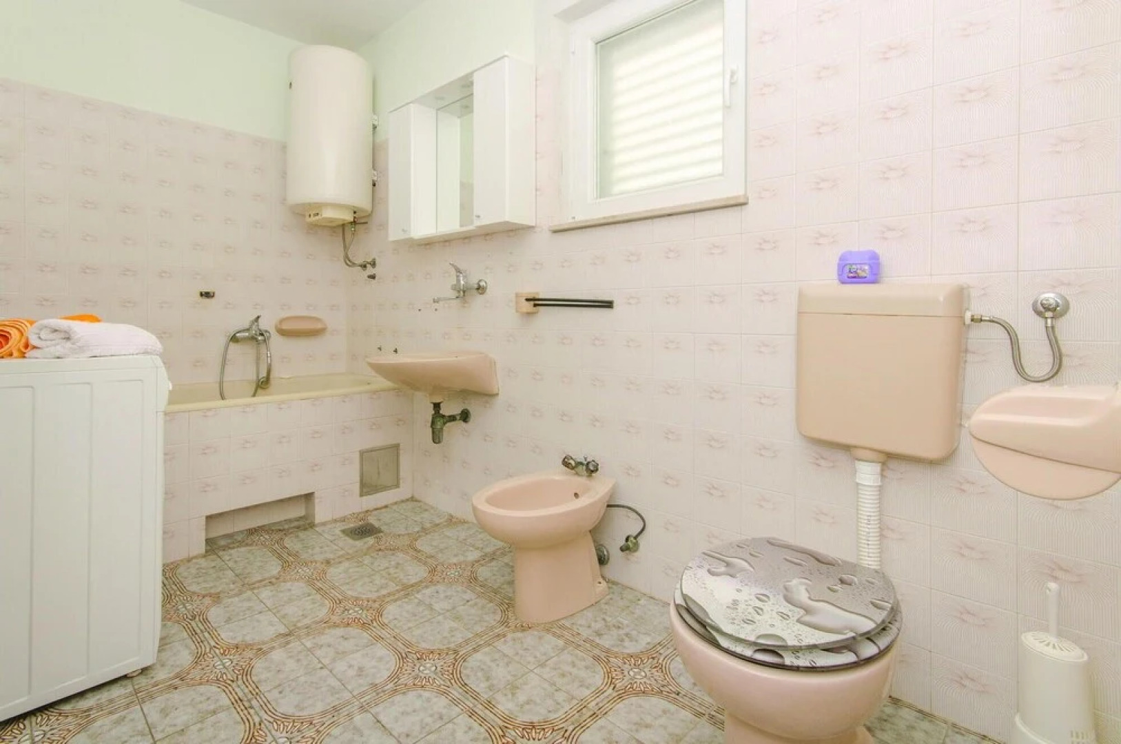 Amazing Home in Kastel Stari With Wifi and 2 Bedrooms