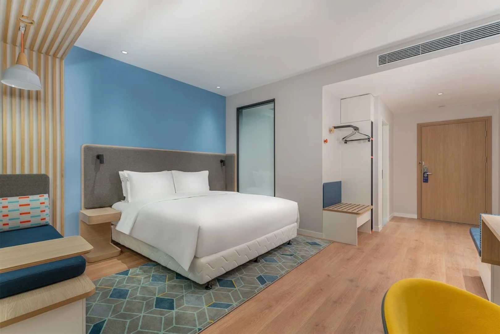 Holiday Inn Express Dangdong City Center by IHG