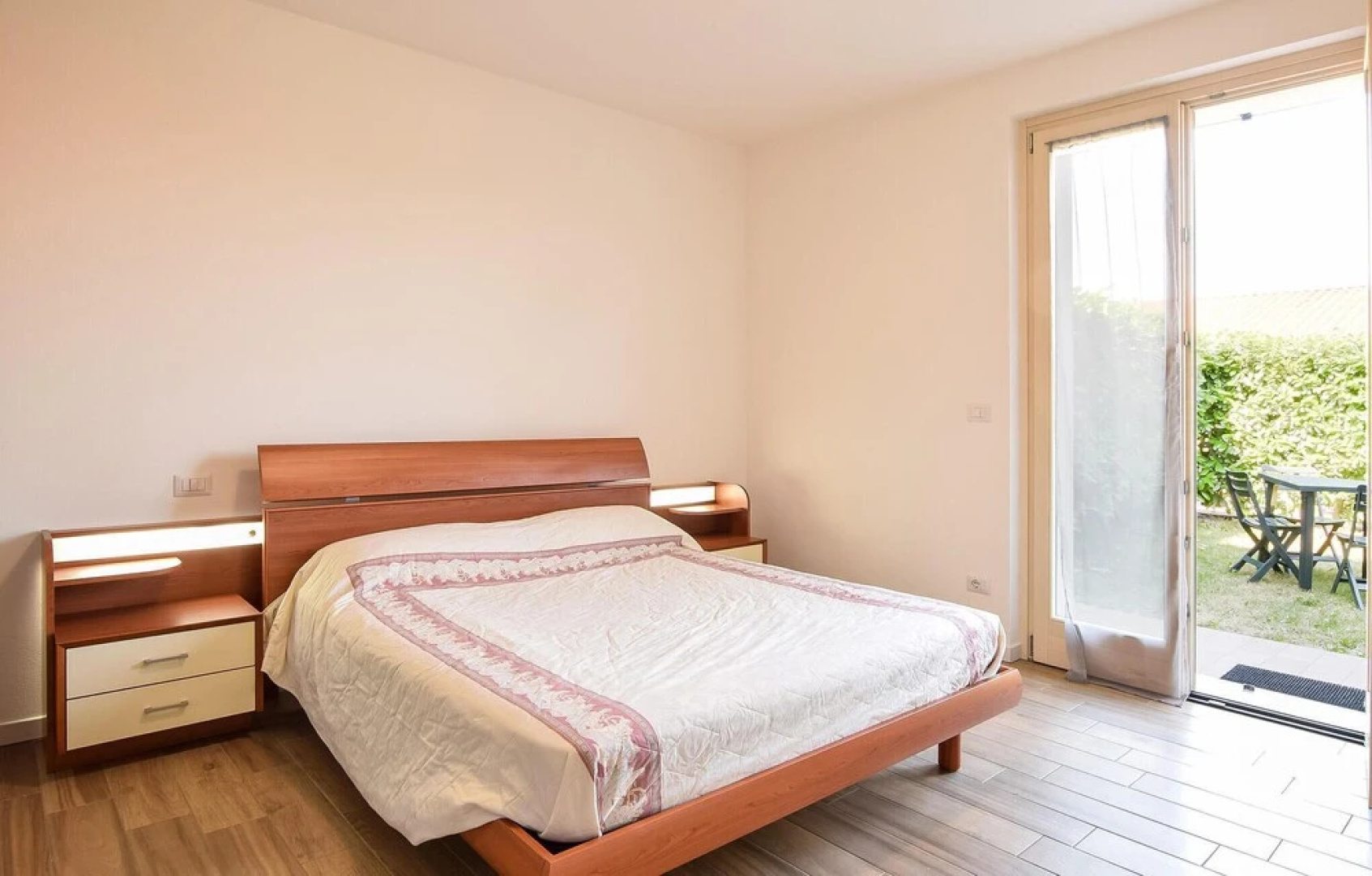 Stunning Apartment in Pastrengo With 1 Bedrooms