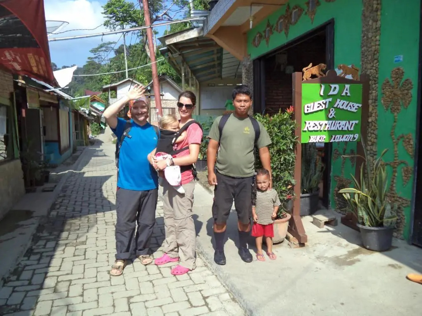 Ida Guest House & Restaurant