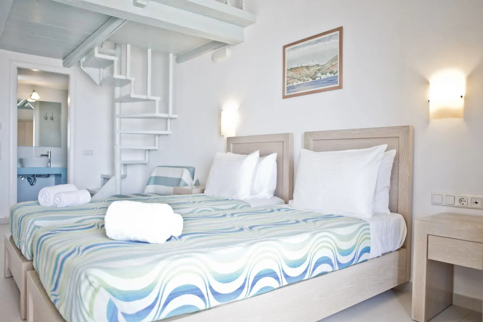 Niriides Luxury Homes