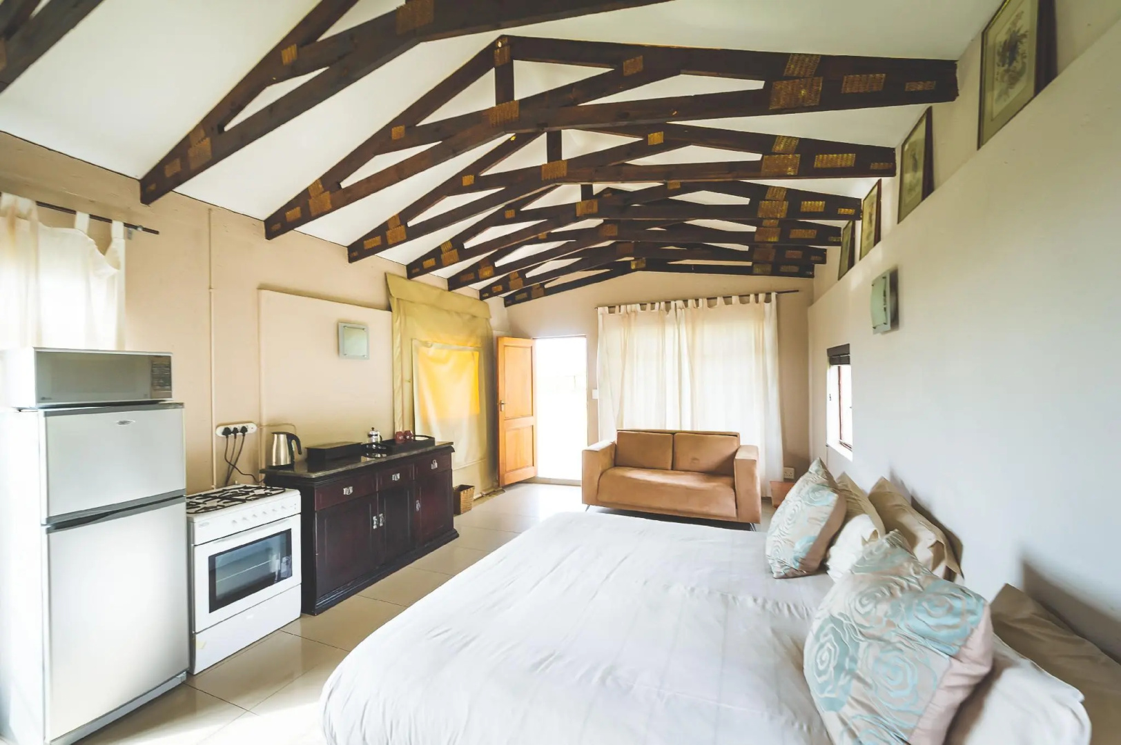 Deruxa Cottages
