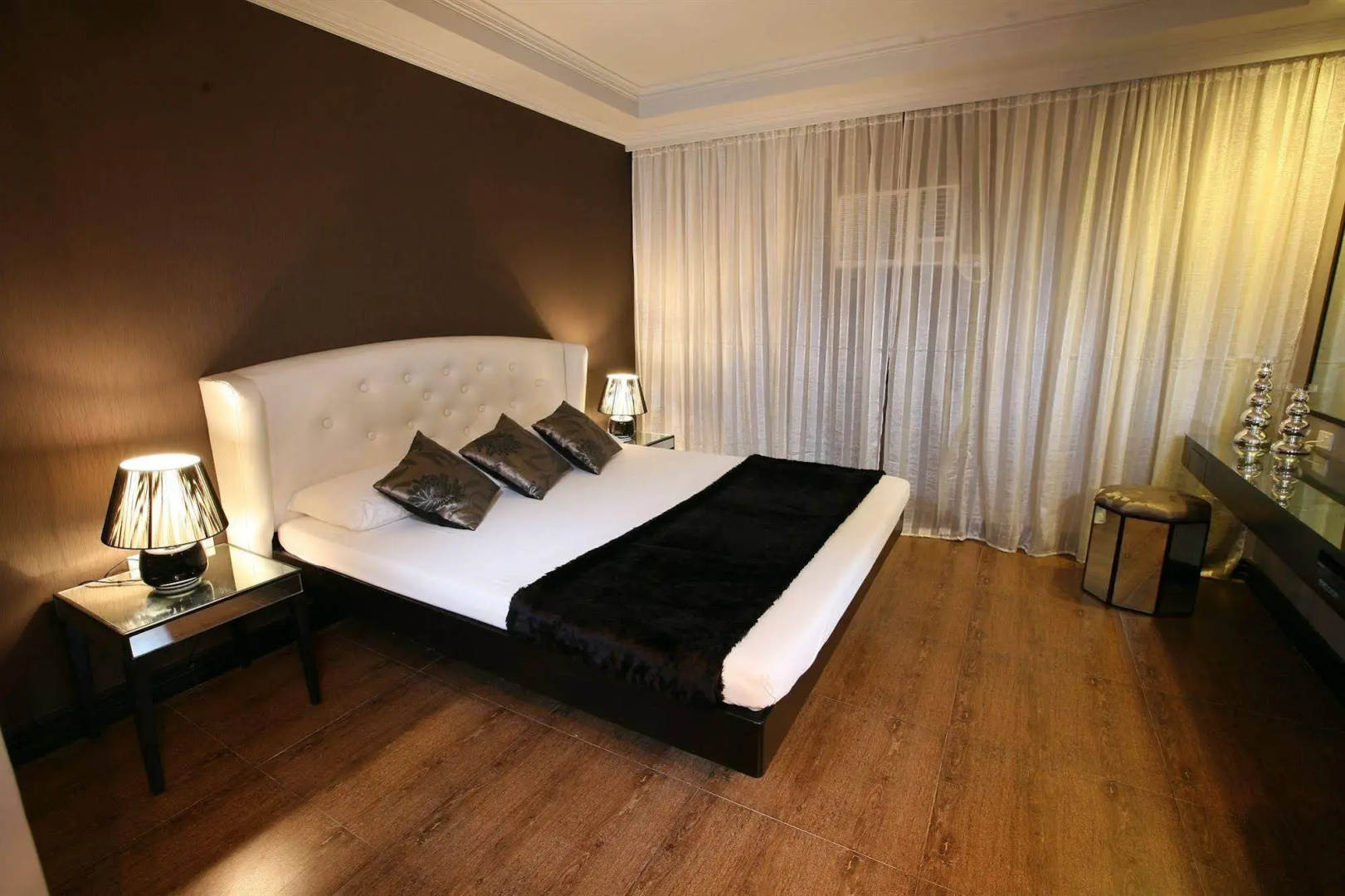 Kape Hotel