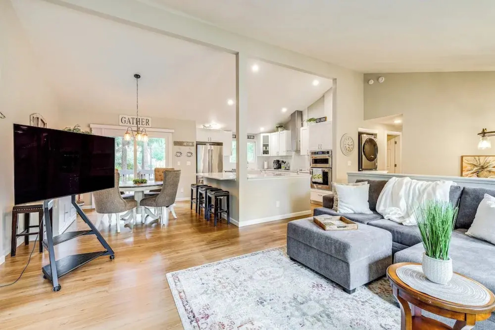 Bremerton Home w/ Fire Pit Near Parks & Museums