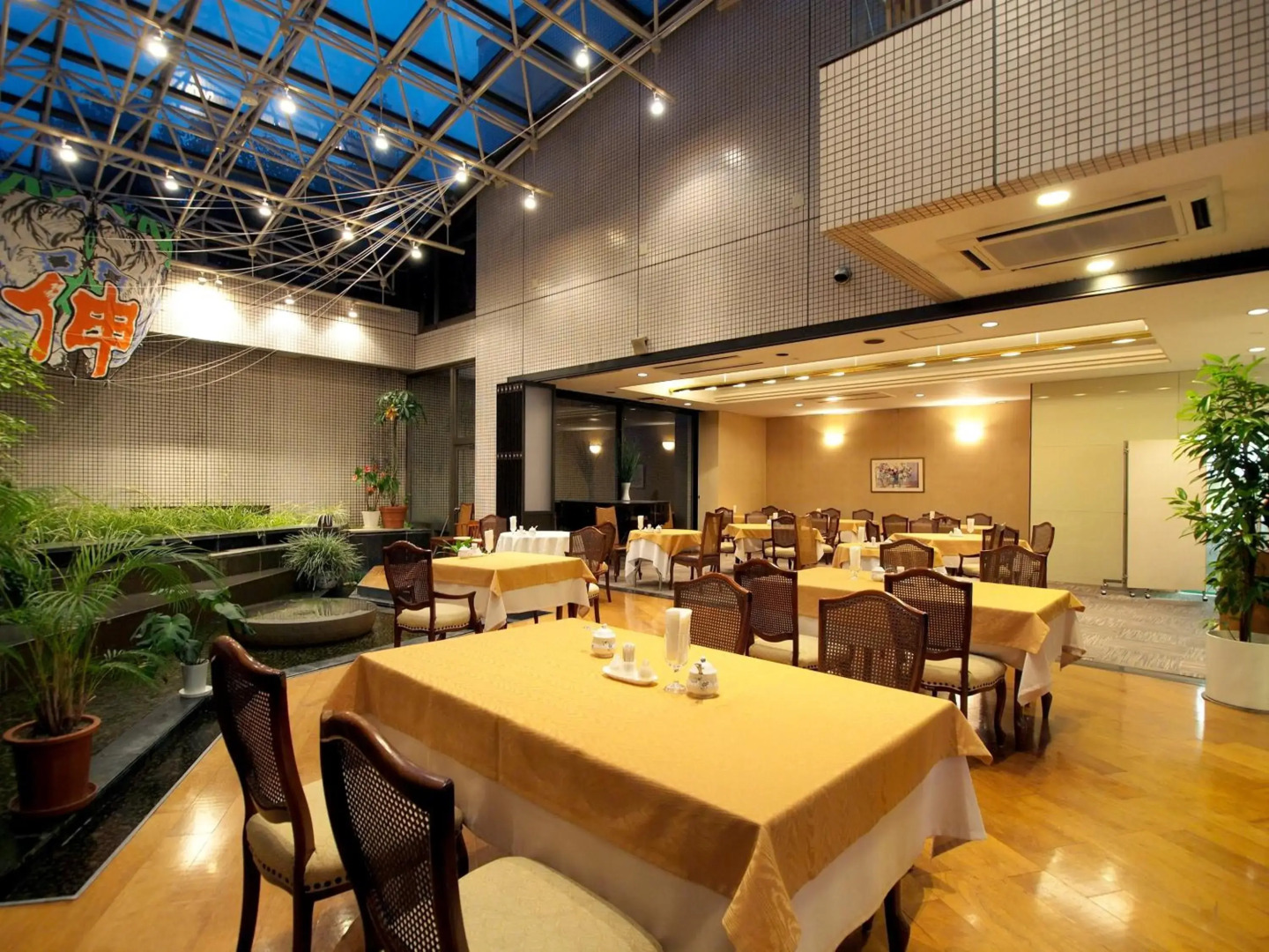 Yokaichi Royal Hotel