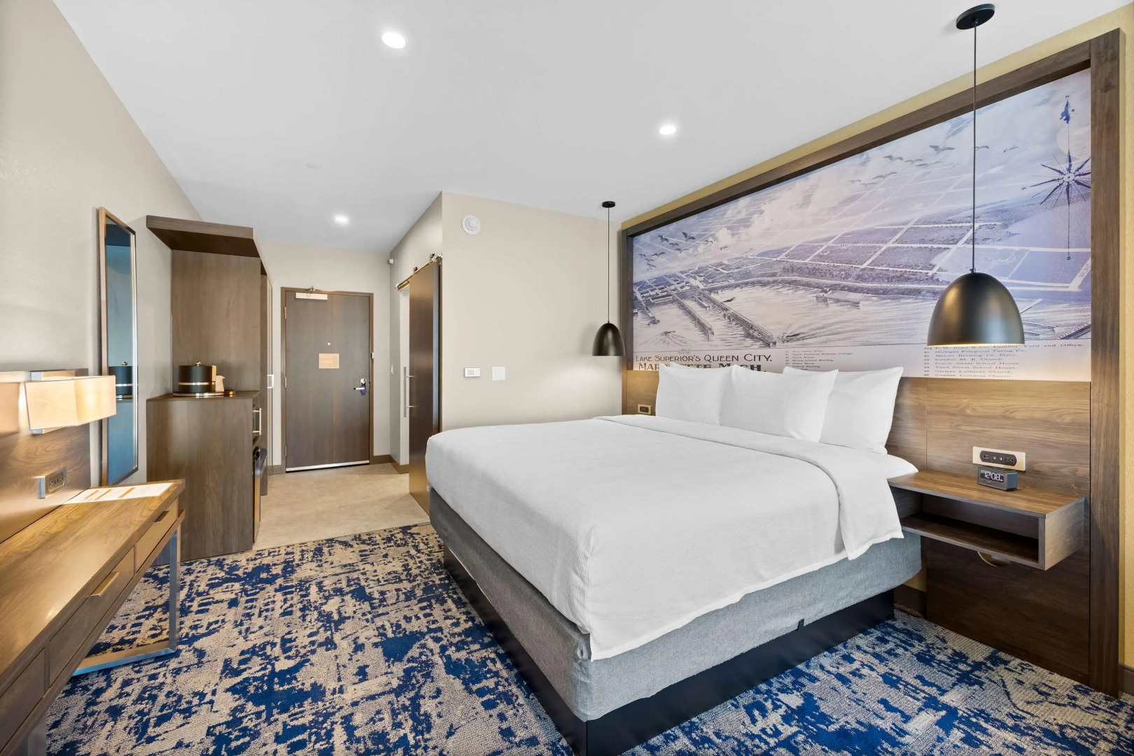 Best Western Plus Marquette Hotel & Suites