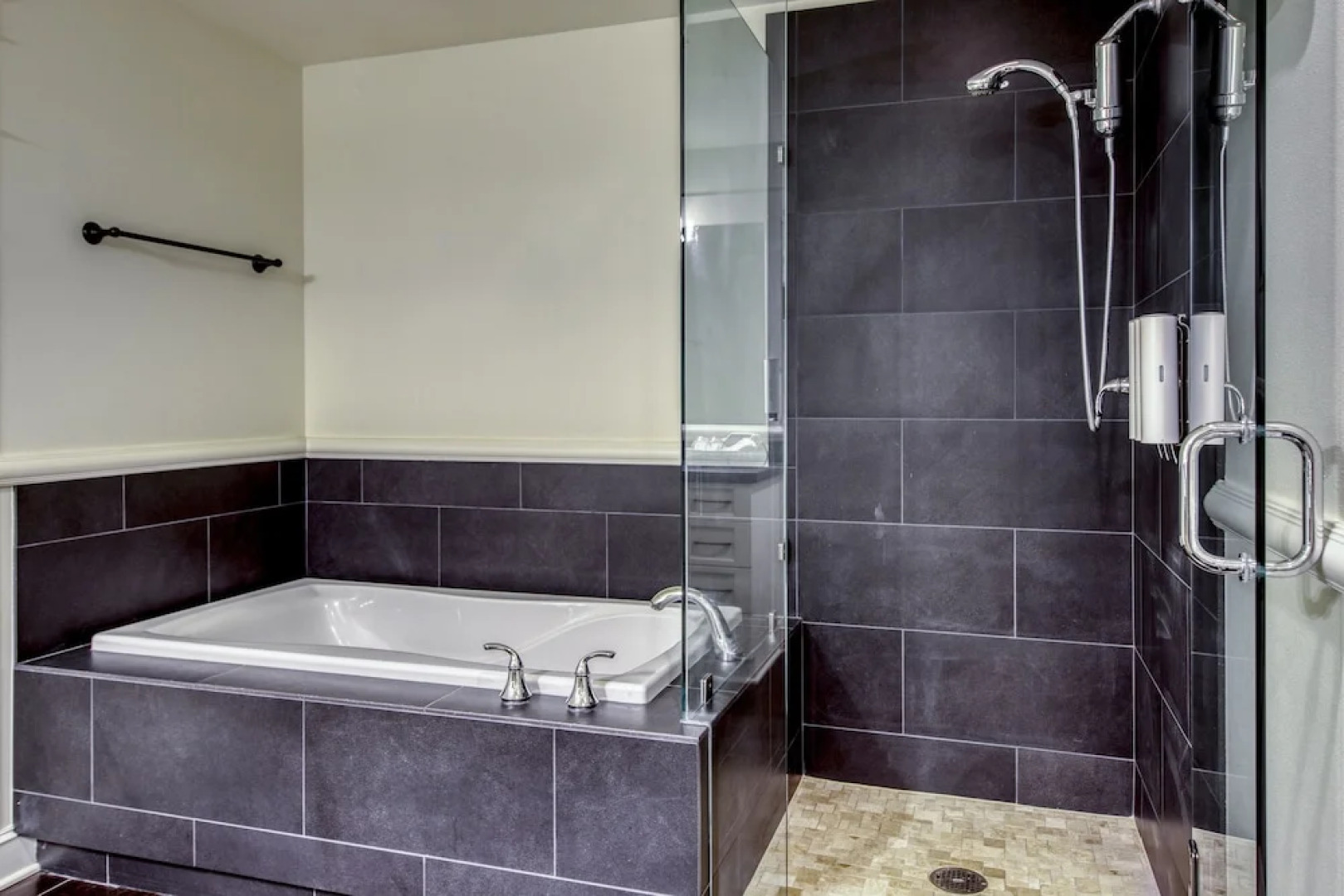 The Inn at Pleasant Beach