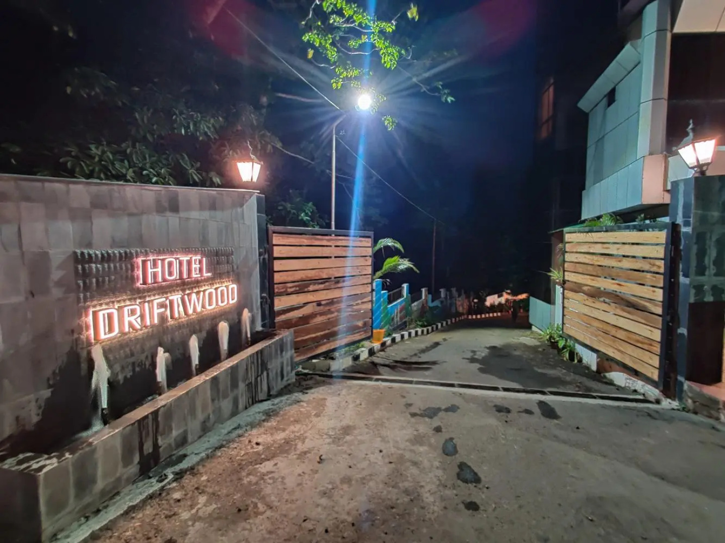 Hotel Driftwood - Port Blair