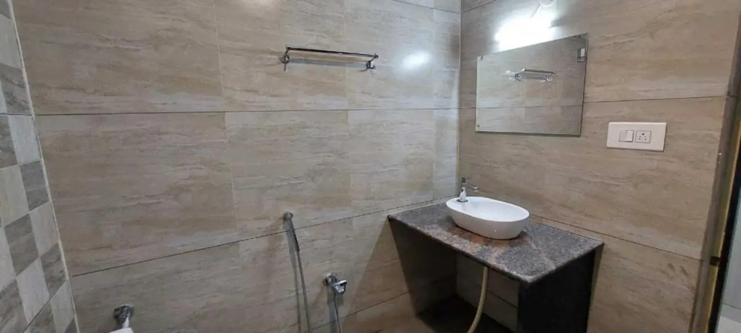 Staymaker Siddeshwara Comforts