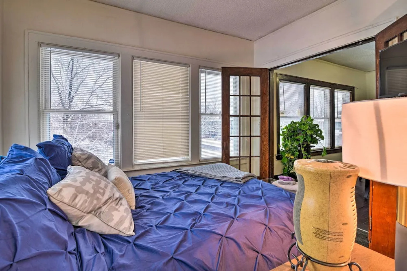 Awesome Detroit Apartment < 3 Mi to Midtown!