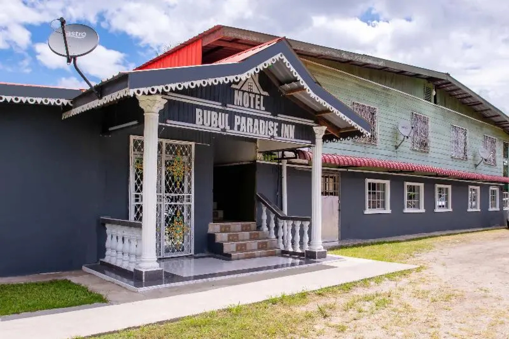 SPOT ON 90142 Bubul Paradise Inn