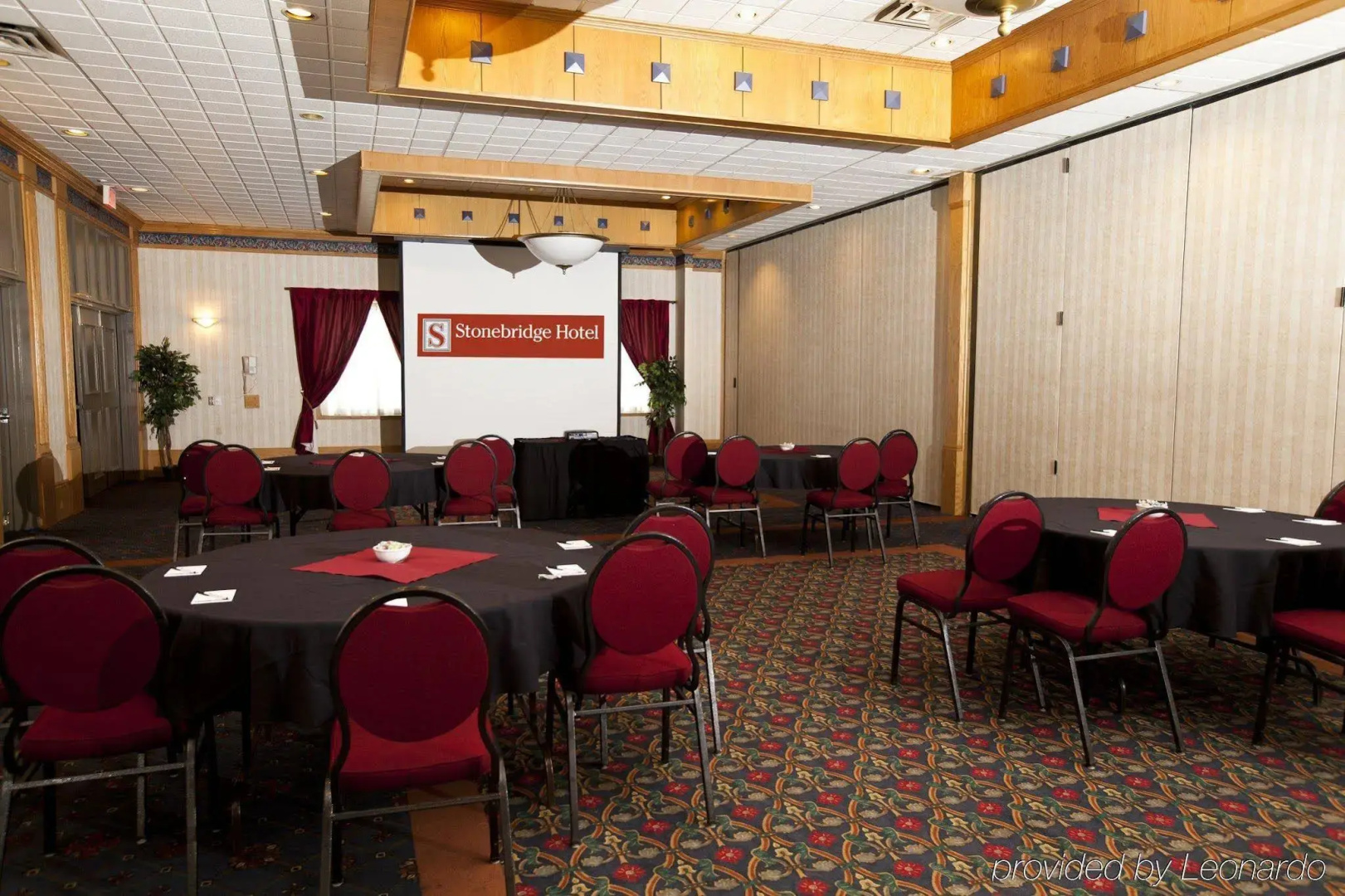 Stonebridge Hotel Grande Prairie