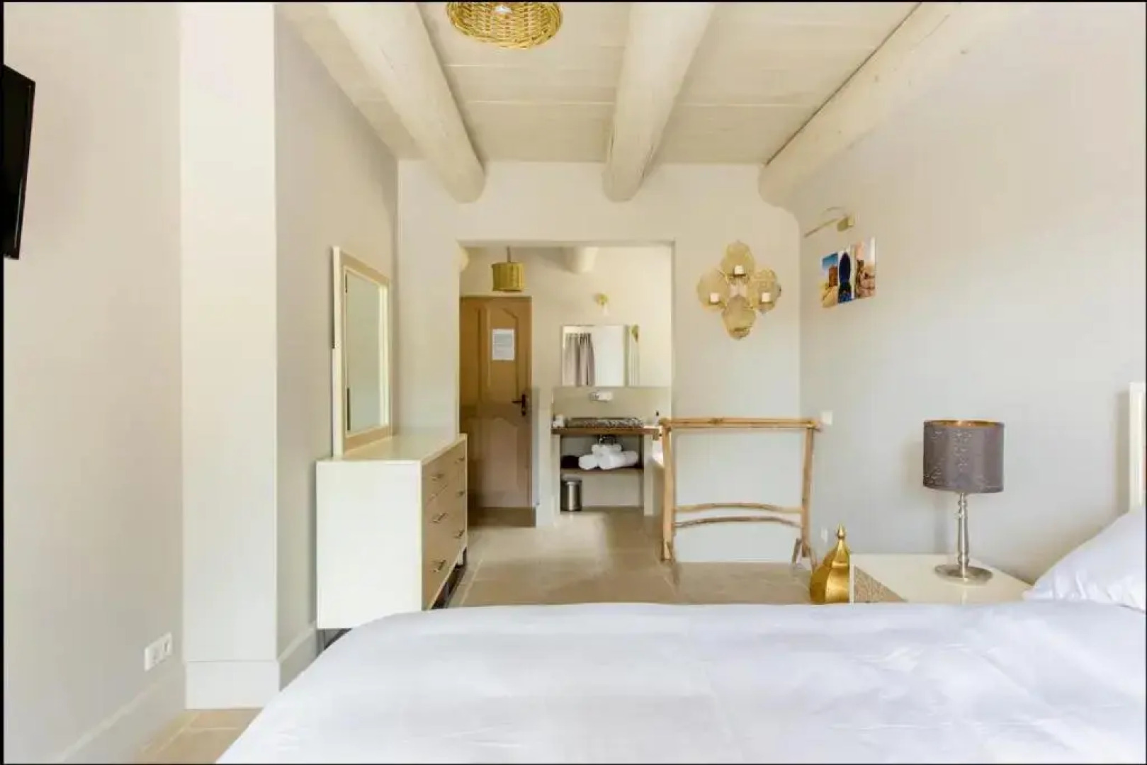 La Maison Des Collines (Adults Only)