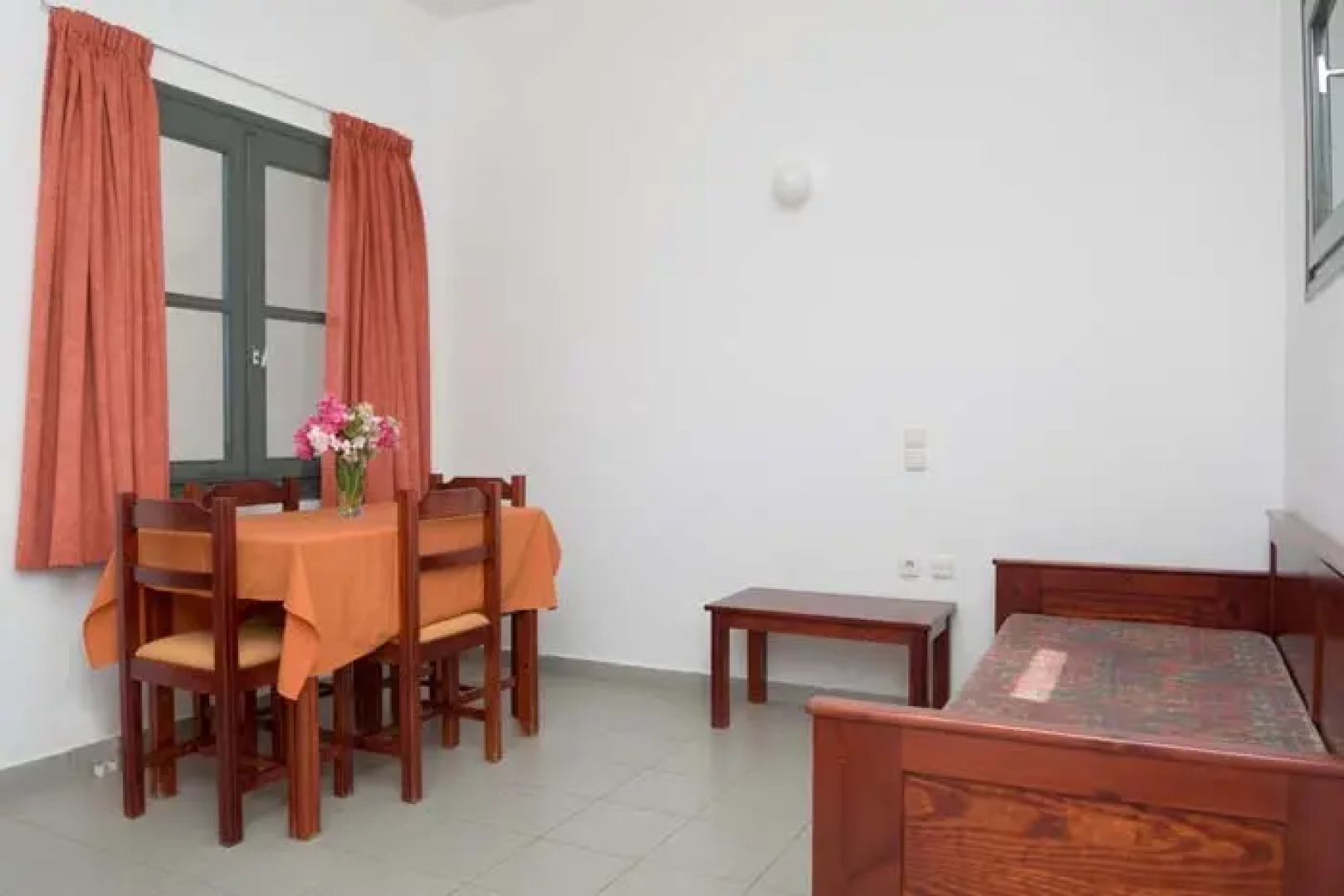 Apartments Eleni