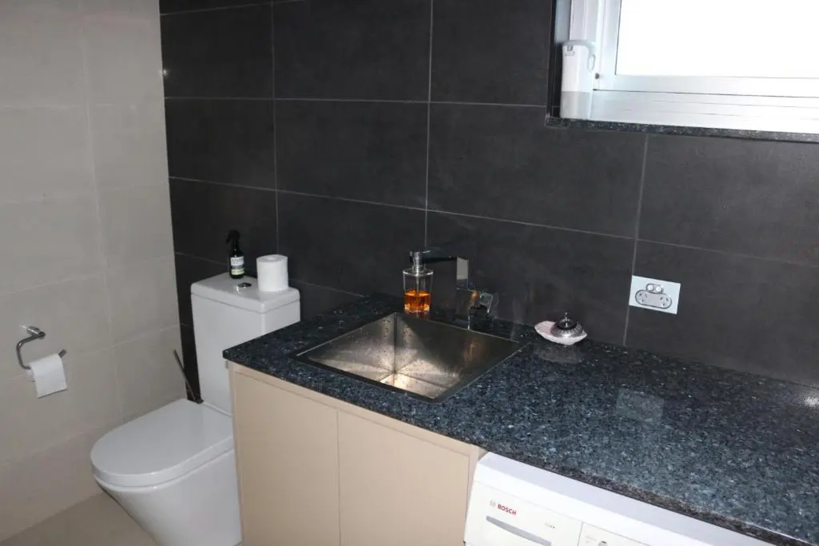 Sandon Point Coastal Abode