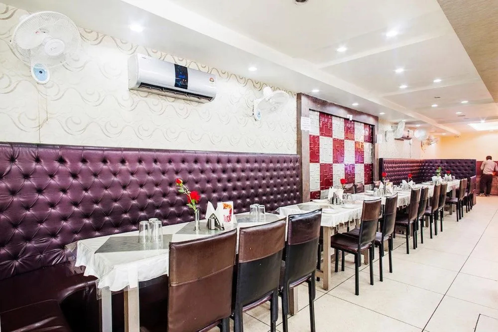 Deep Hotel & Restaurant