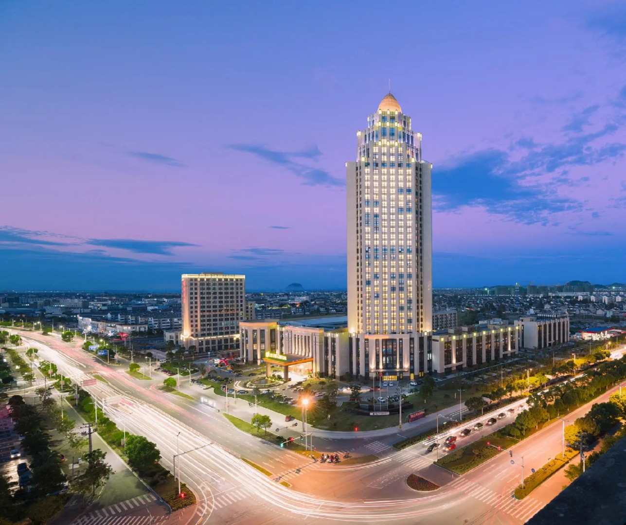 Shangyu Tianyue Grand New Central Hotel