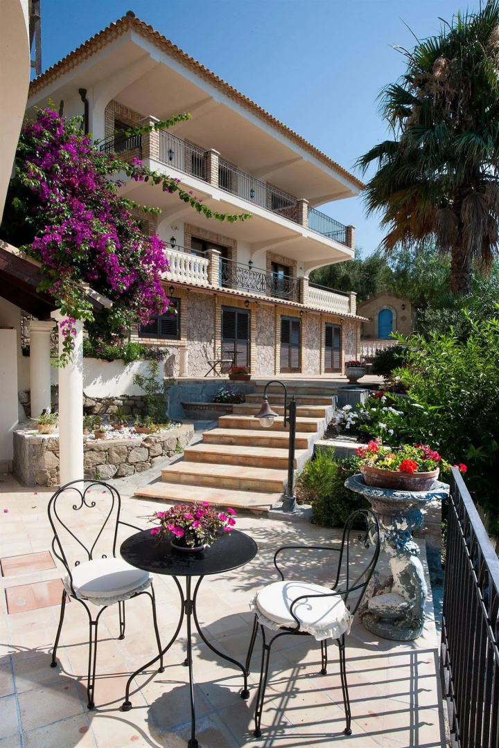 Villa Finù, balcone di Goethe B&B