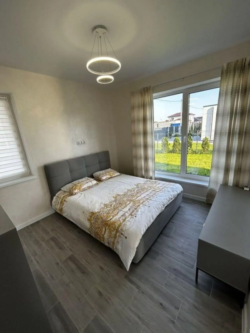 Апартаменты в коттедже на улице Конструктивная