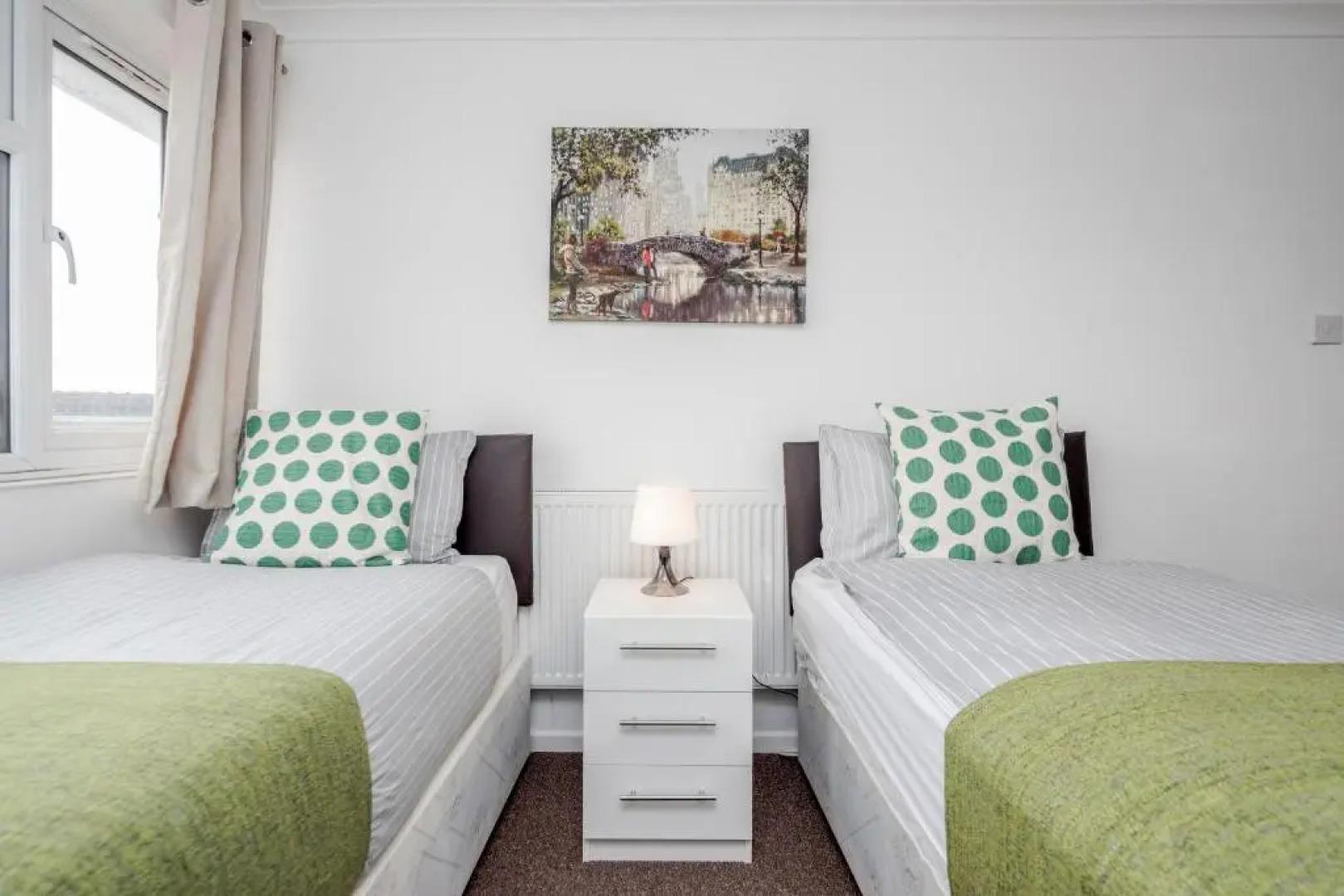 Tms Lovely 3 Bed House-tilbury-free Parking