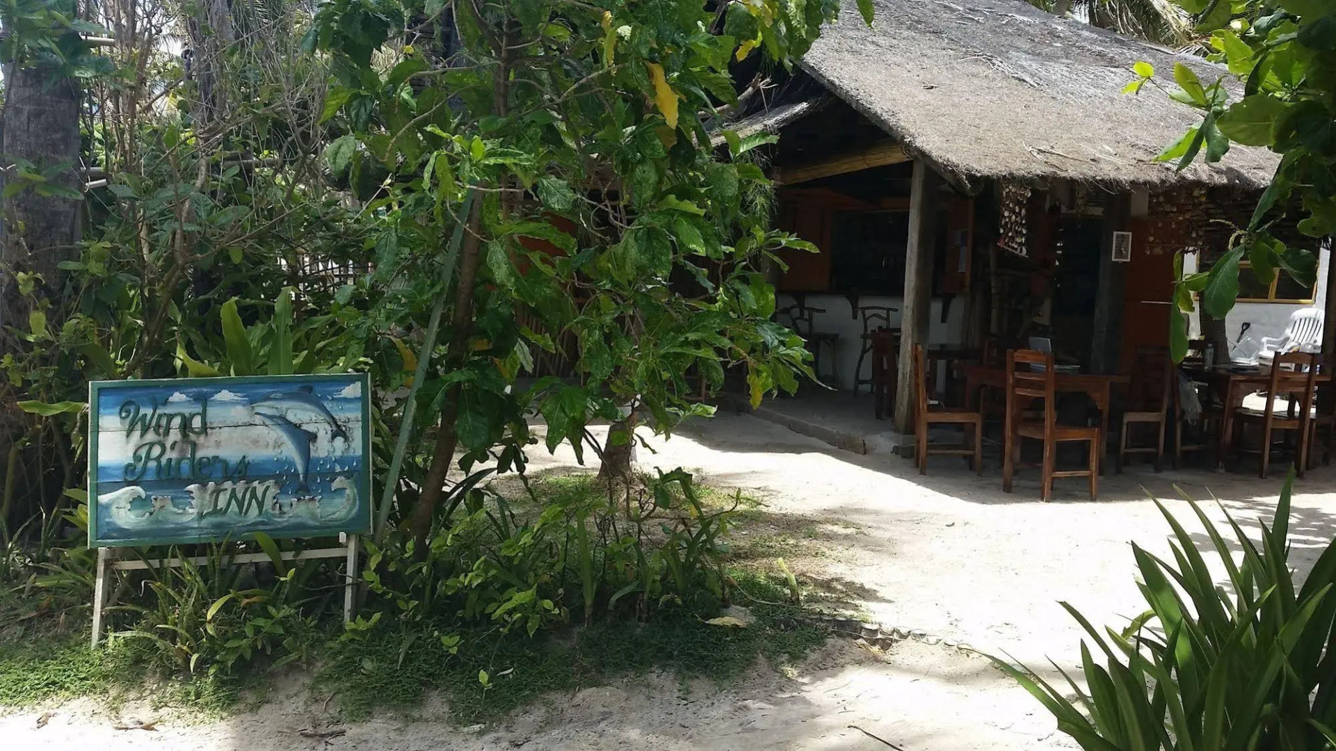 Wind Riders Inn & Cafe