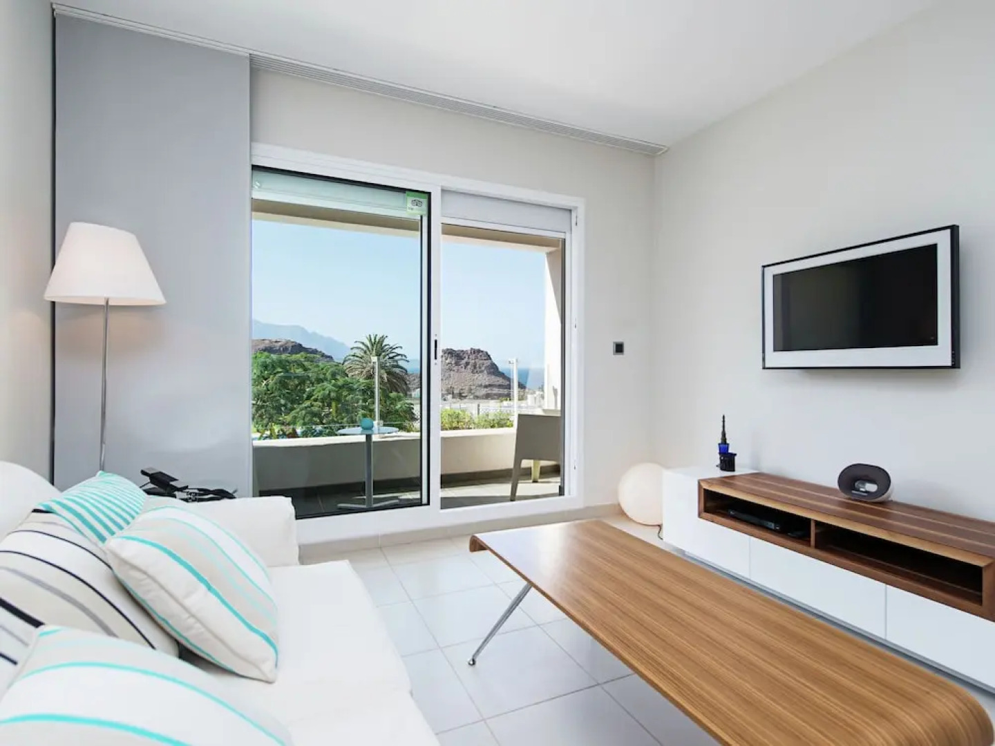 Elegant Apartments With Balcony With sea View in Agaete on Gran Canaria