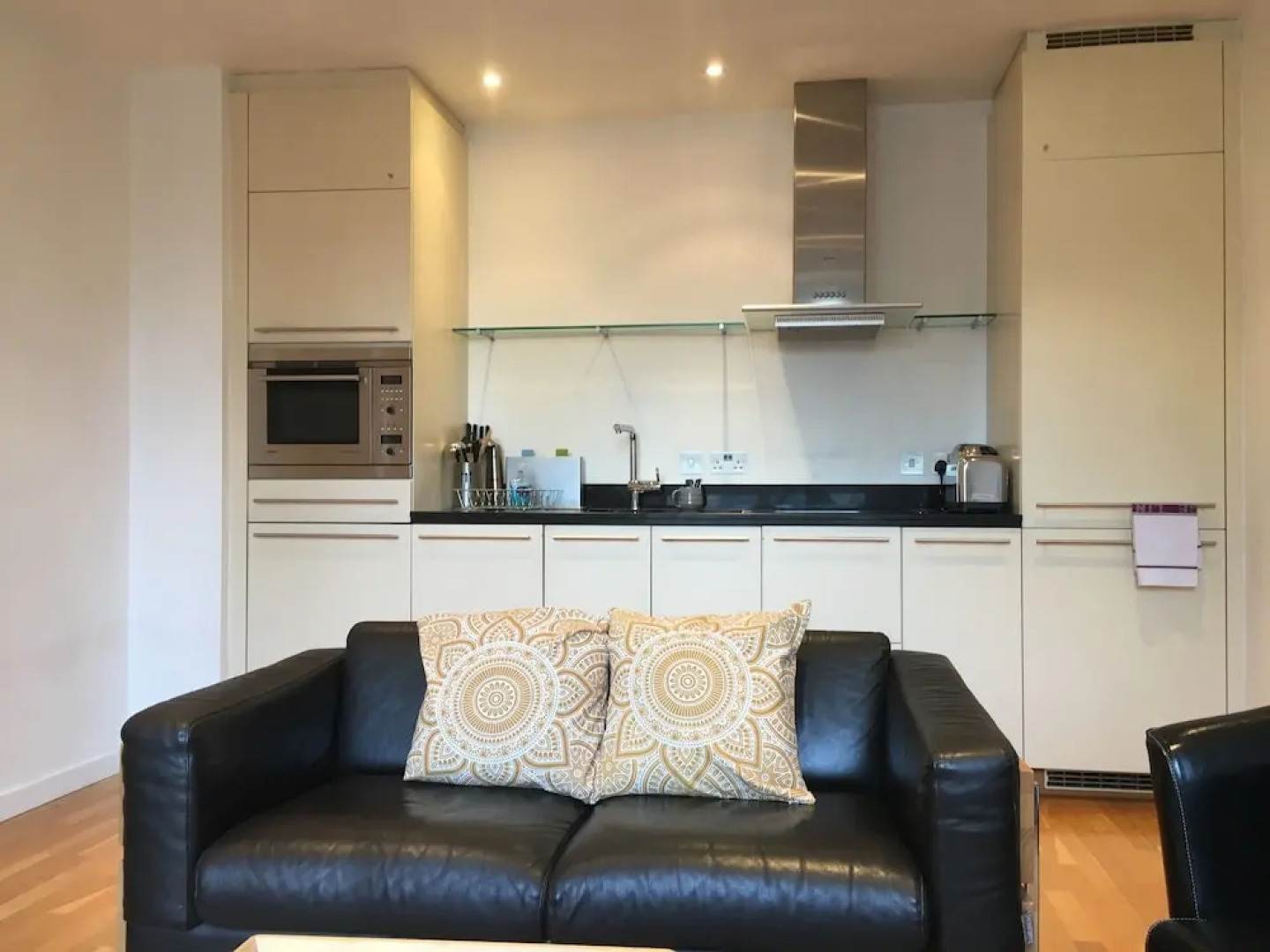 Still Life St. Paul's Executive