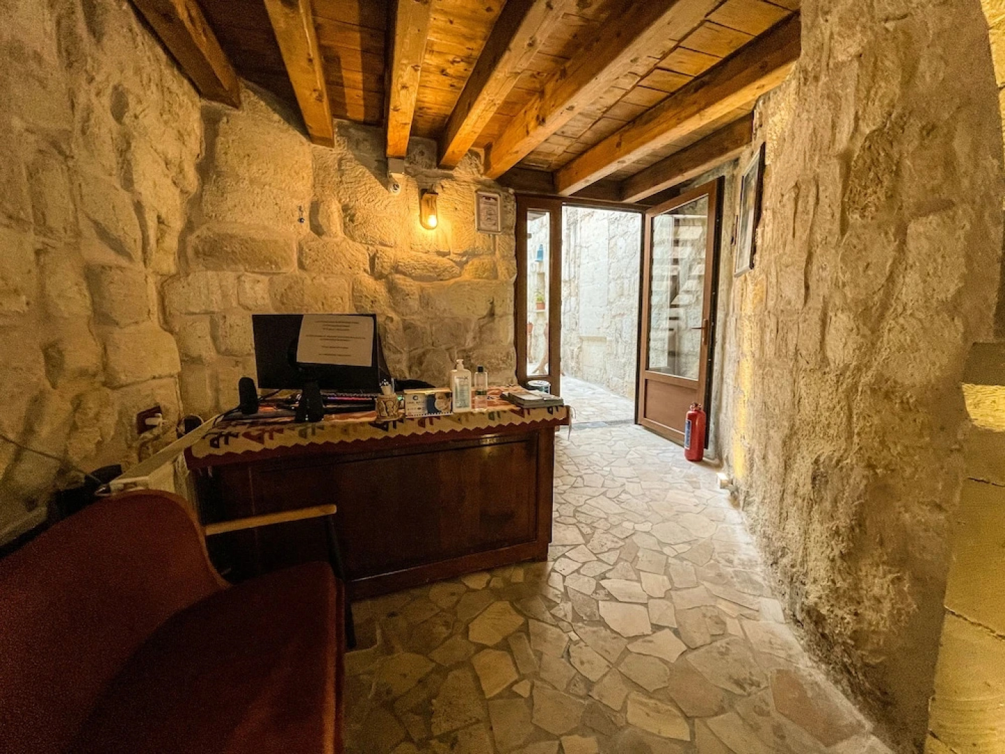 Takunya Cave Hotel