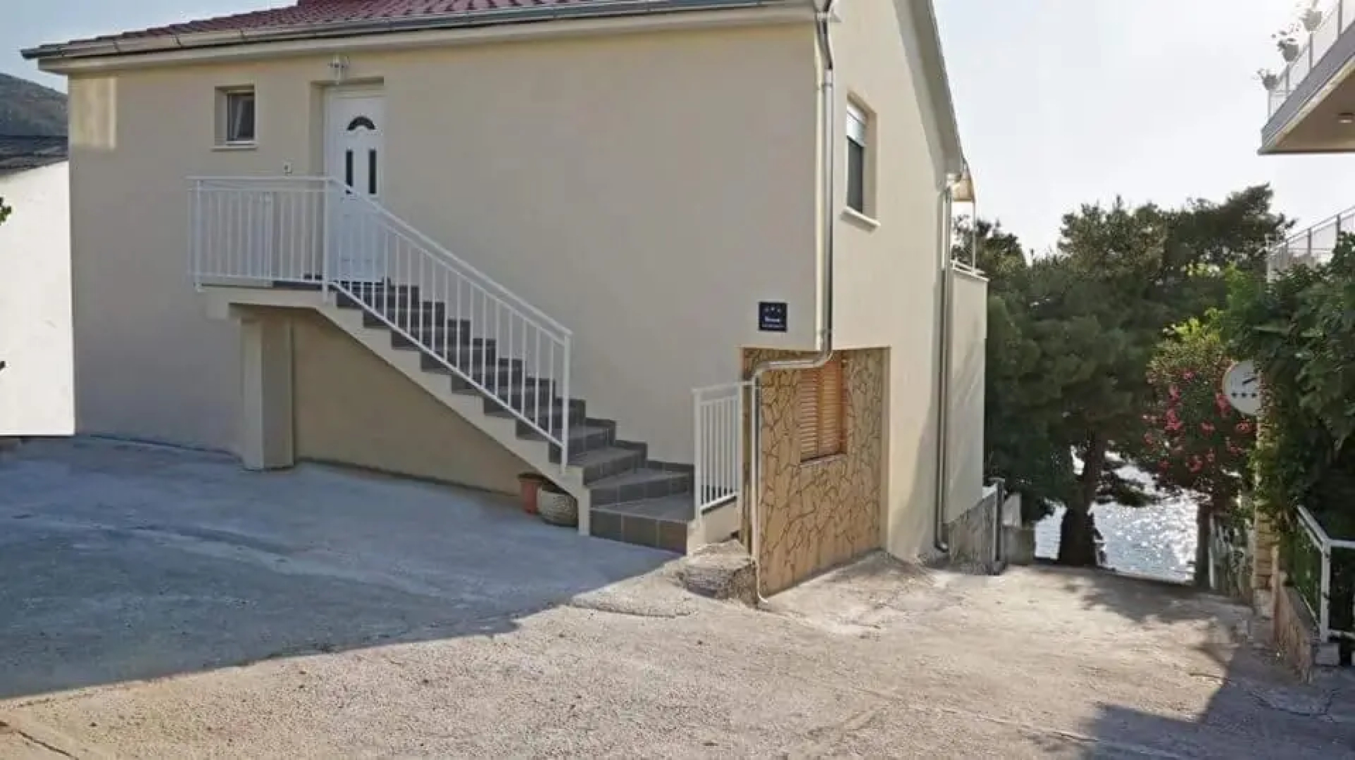 Apartment L&A