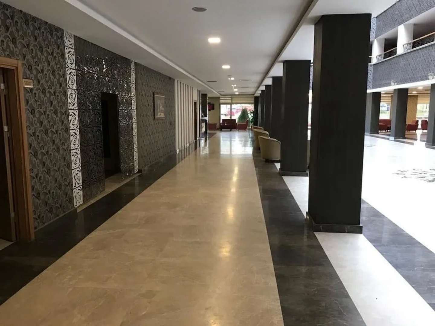 Grand Berti Hotel