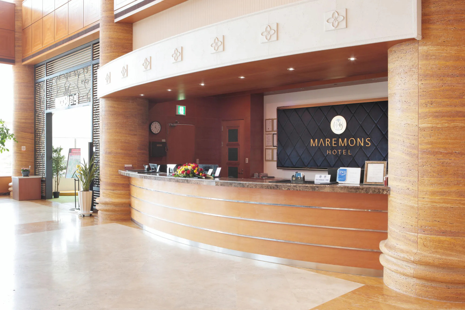 Hotel Maremons