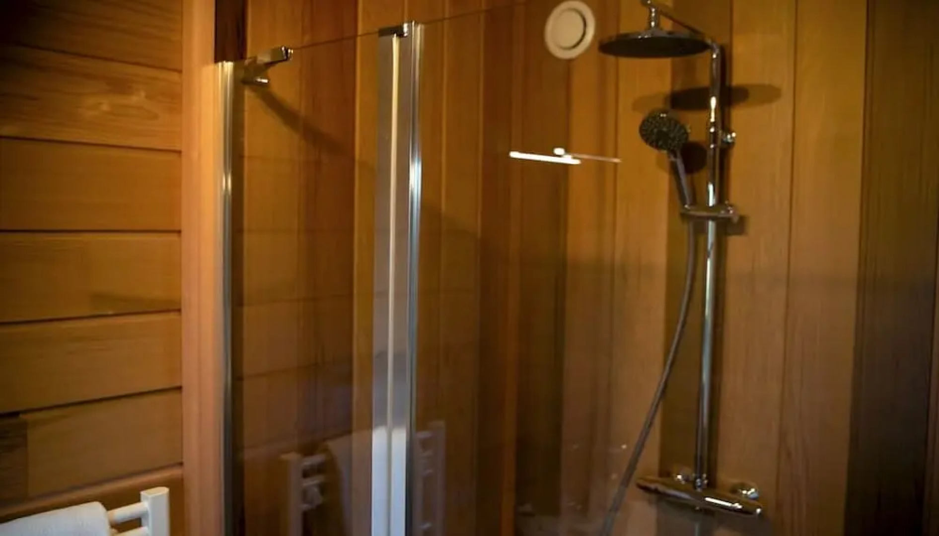 Château La Tour Carnet - B.Magrez Luxury Wine Experience