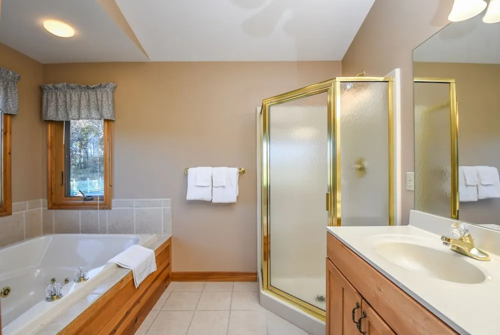 Moonrise Retreat 4 Bedroom House