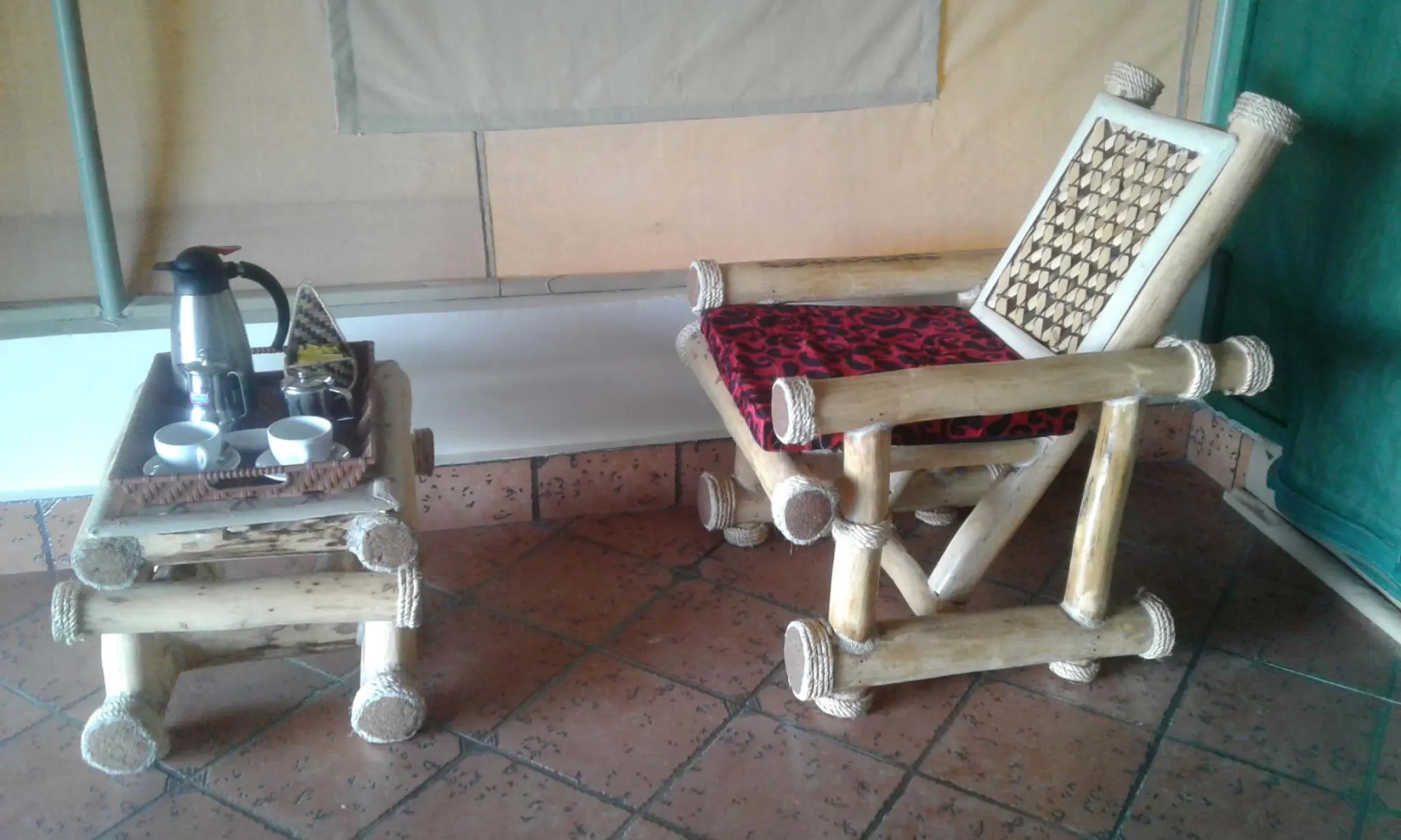 Zebra Kemang'ore Bush Tented Lodge