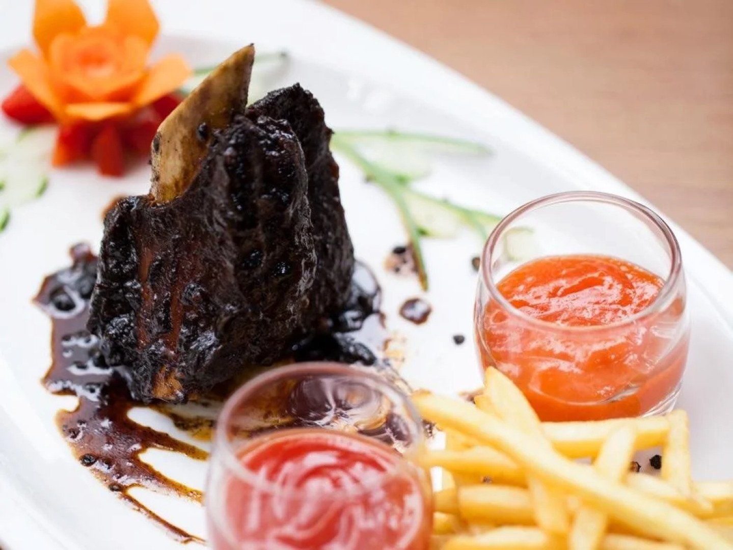 Lunara Home Living by Daphna Management