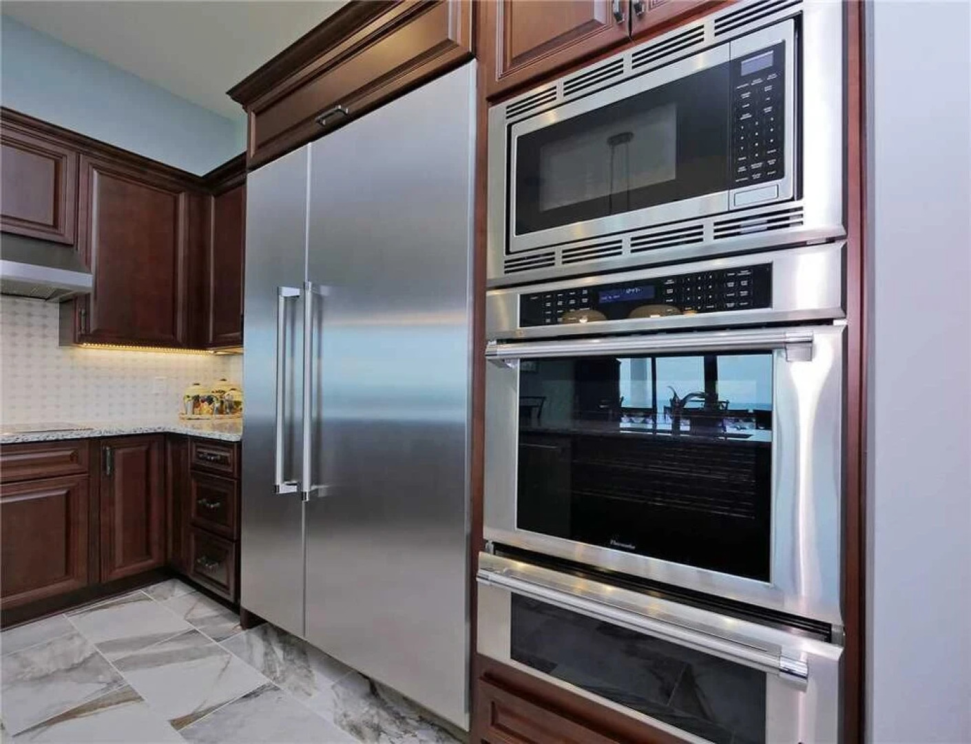 Cinnamon Beach Nautilus Ocean Front - Six Bedroom Condo