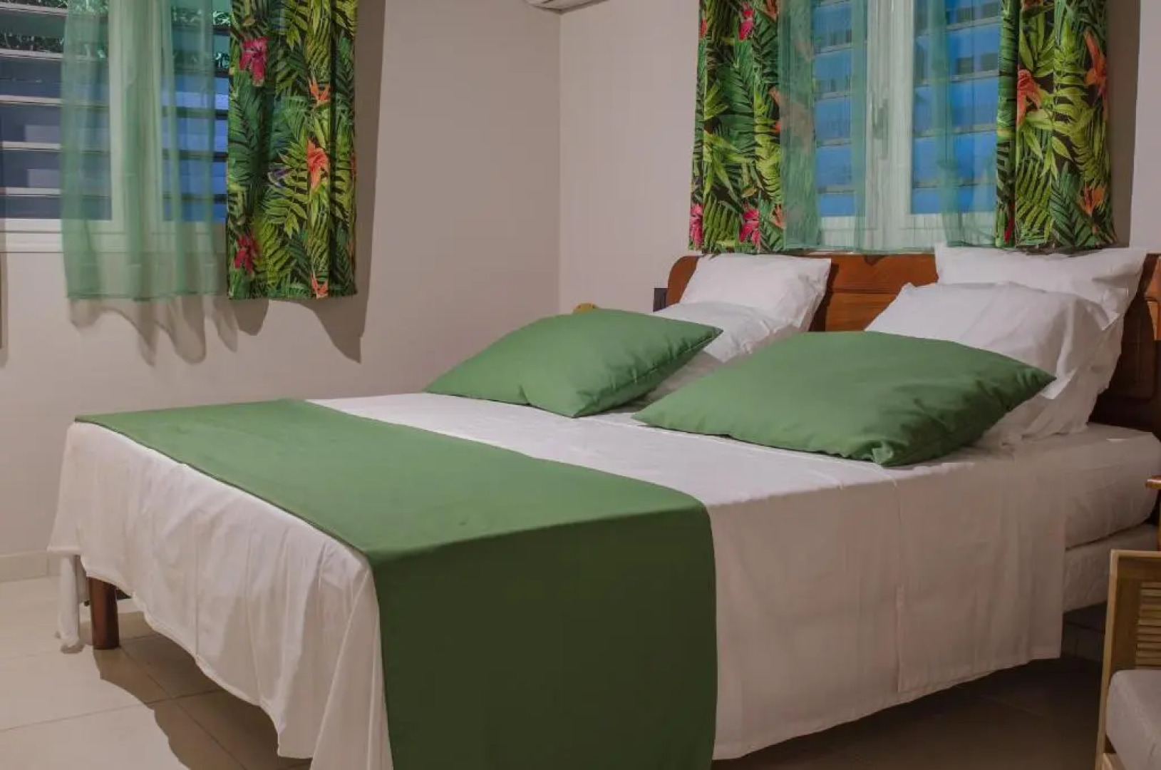 Residence Can' Hibiscus