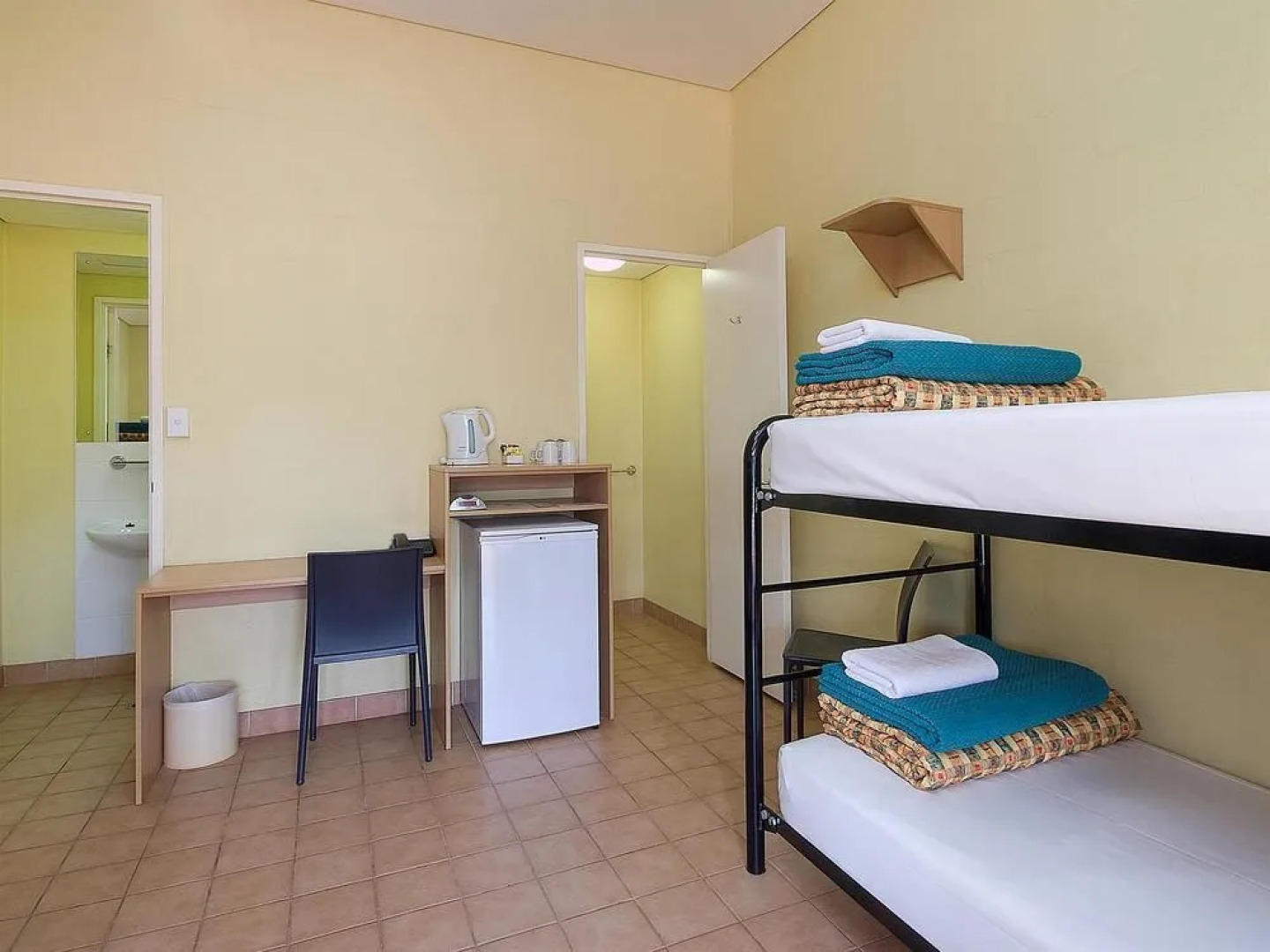 Outback Pioneer Hotel