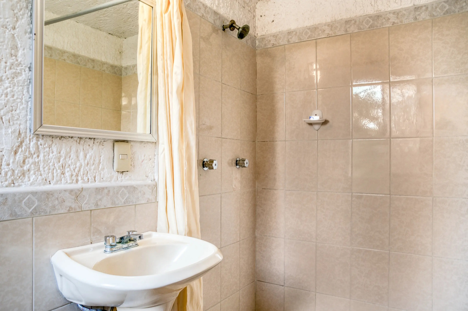 Capital O Farallon Inn