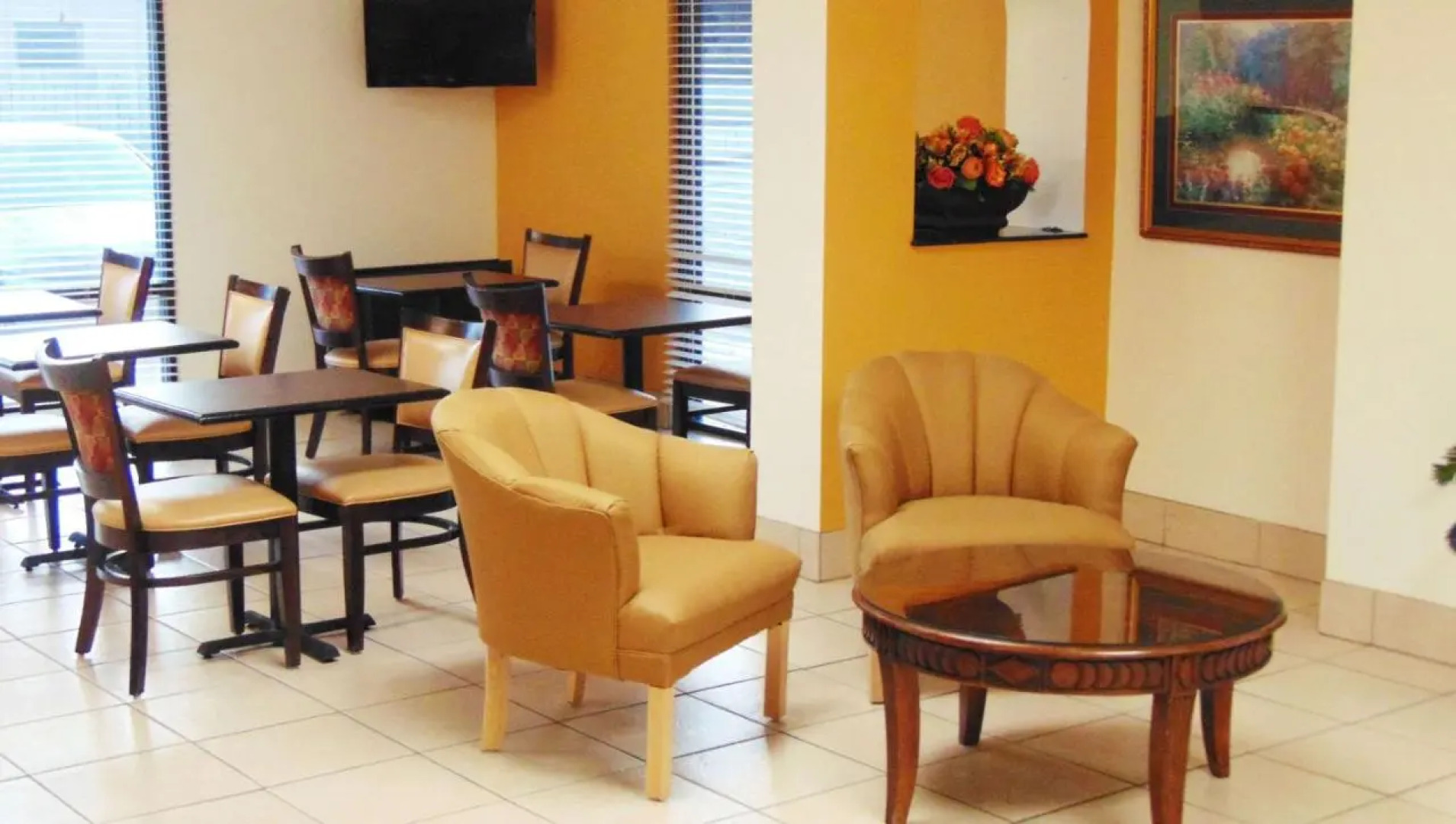 Days Inn & Suites by Wyndham Brewton