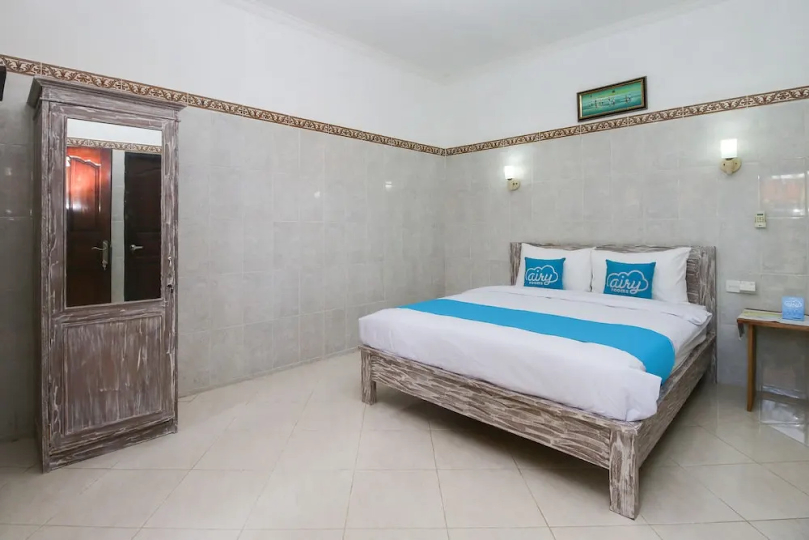 Airy Mengwi Raya Munggu Kapal Gang Beten Beringin 104 Bali