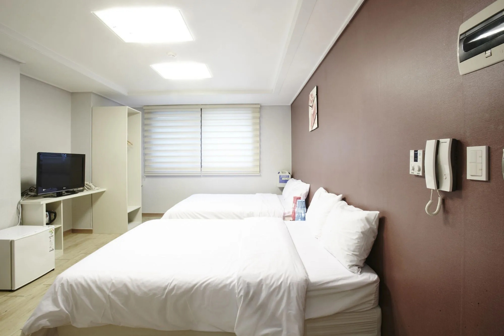 Yeongdeungpo VIP Hotel