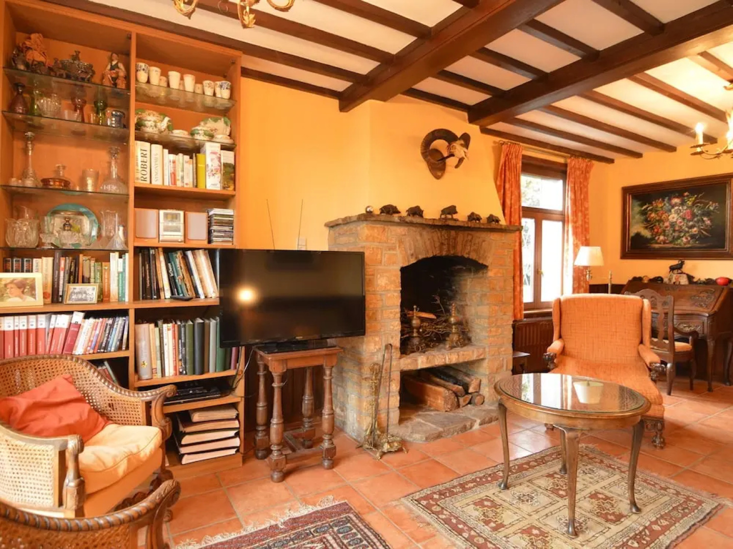 Spacious Holiday Home in Herbeumont near Forest