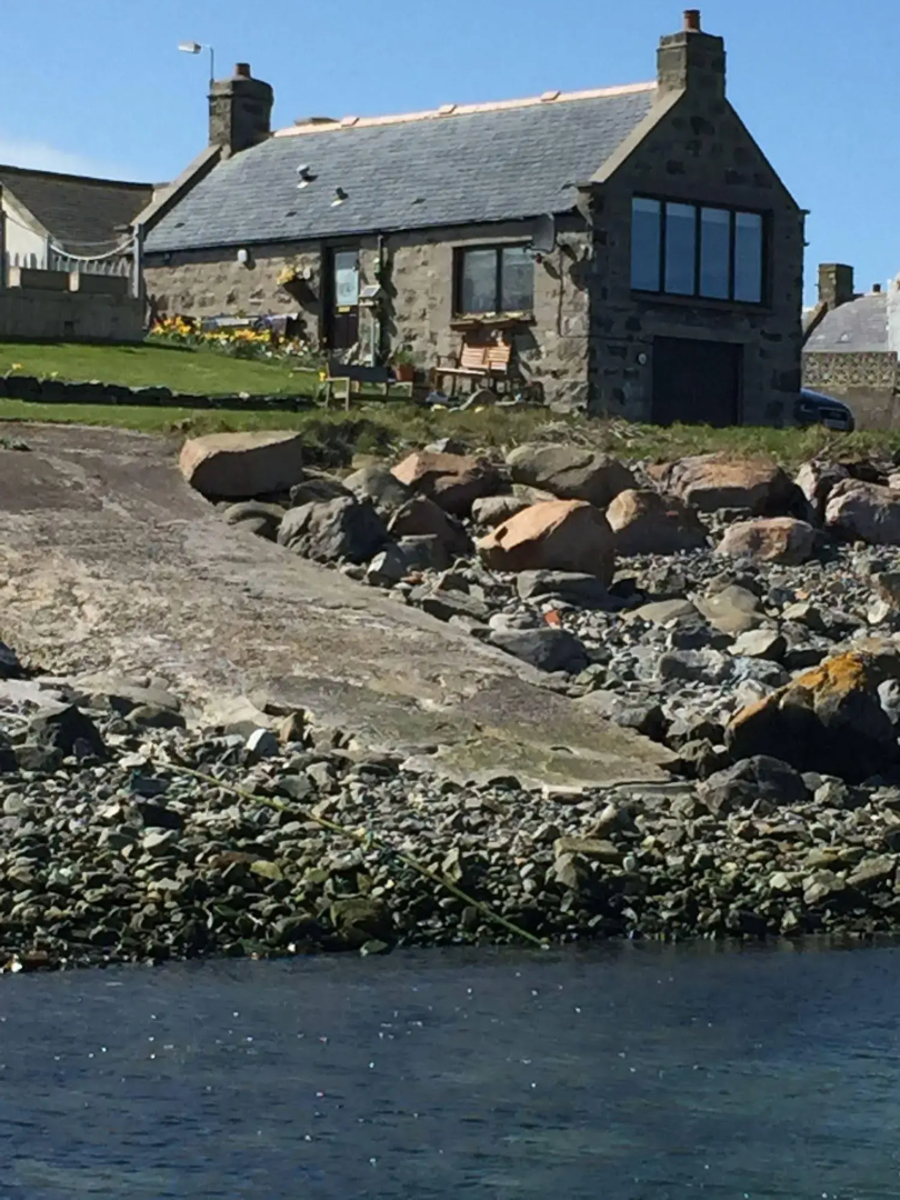 Pew With a View - Seafront Cottages