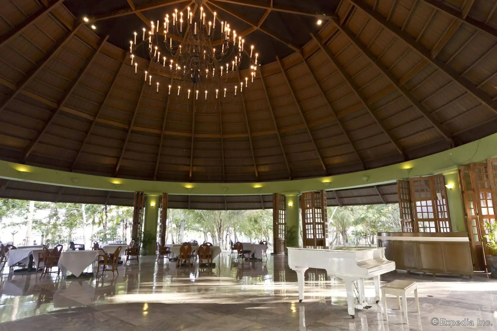 Cordova Reef Village Resort