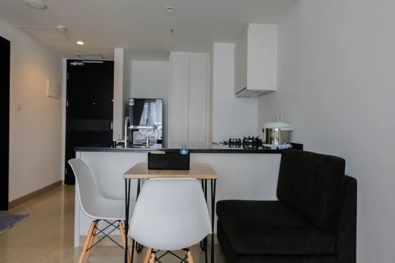 Exclusive 1BR at The Branz Apartment near Shopping Mall