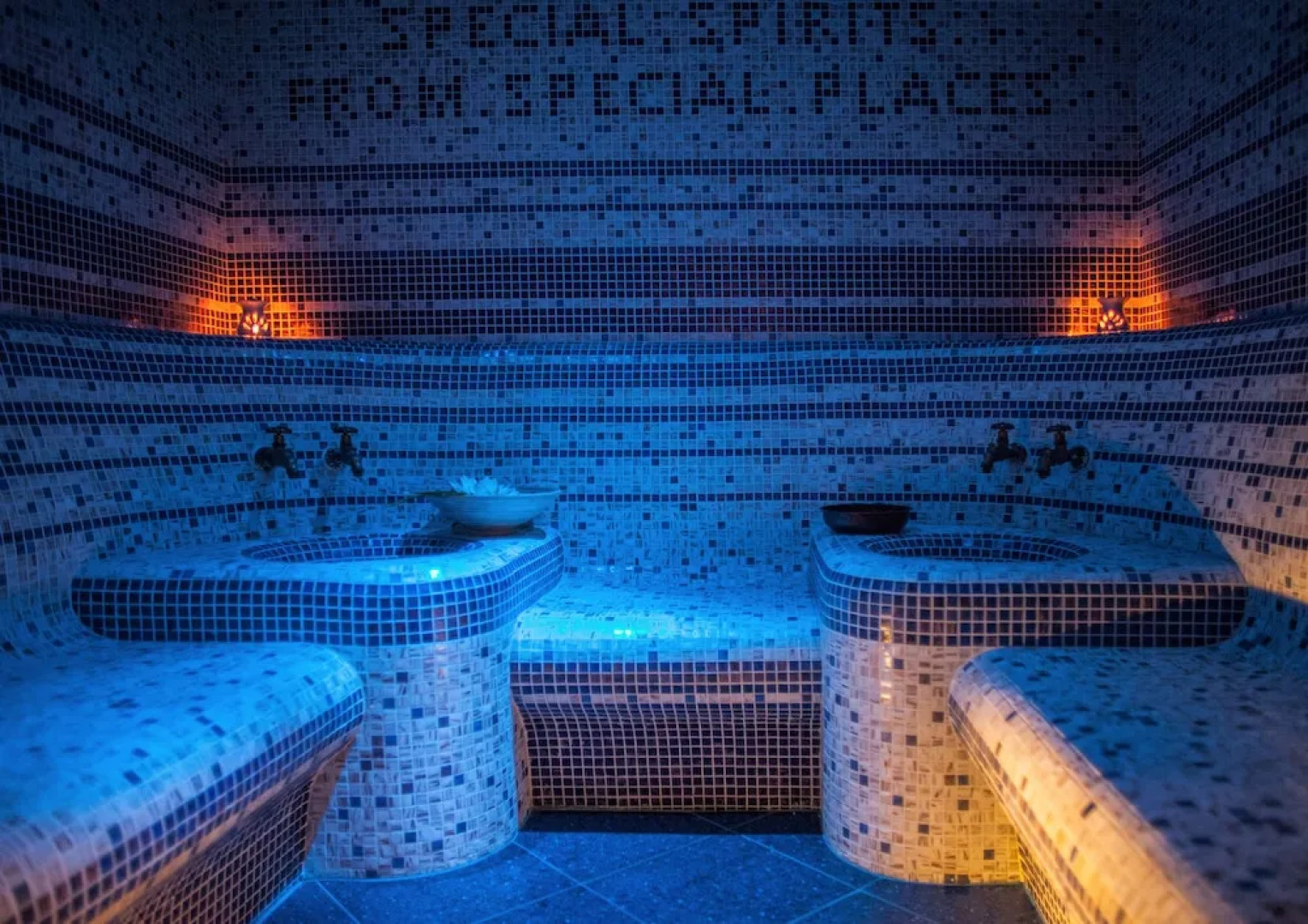 Diplomat Plaza Hotel & Resort