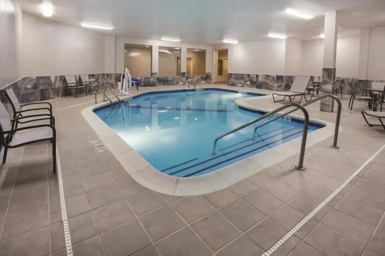 La Quinta Inn & Suites Pontoon Beach