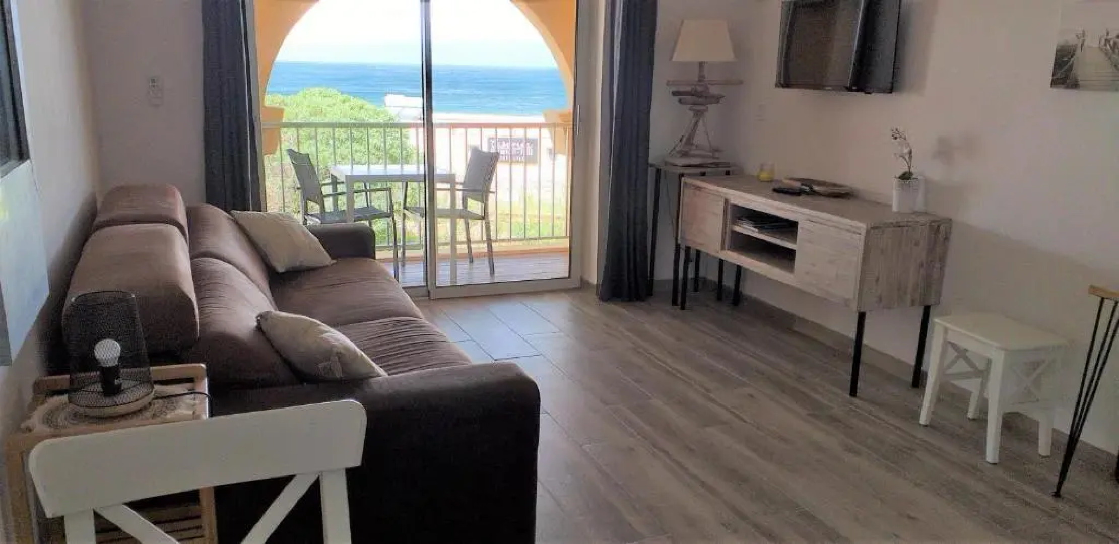 Studio standing Algajola *** vue mer